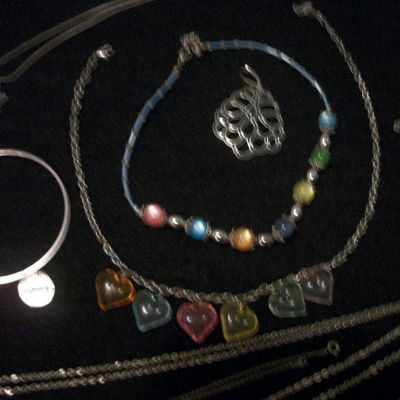 ROMANCECORE HEARTS RETRO JEWELRY BUNDLE 11 IT - Picture 4 of 4